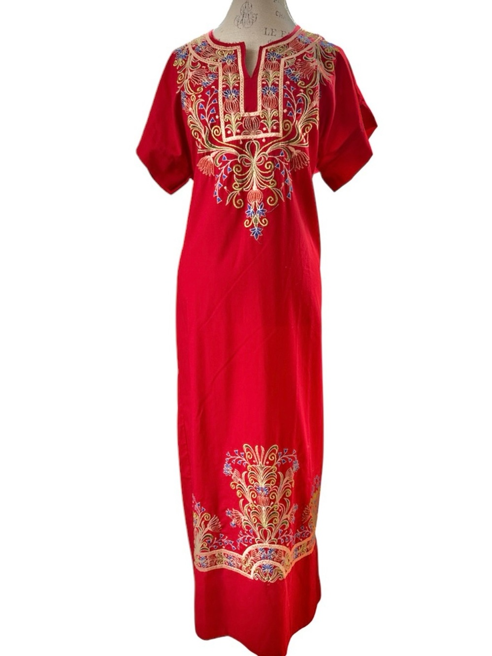 1970’s vintage Embroidered Red Women's Caftan Dress S/M